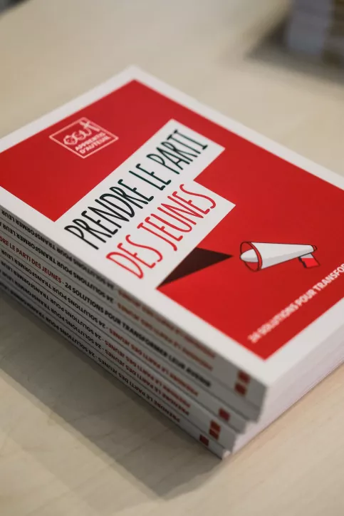 Prendre le parti des jeunes