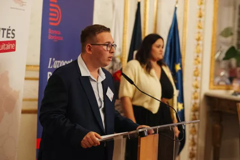 Lucas à la conférence des droits de l'enfant 2025